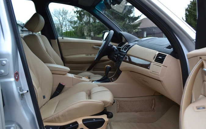 BMW X3 cena 36500 przebieg: 240000, rok produkcji 2007 z Radom małe 562